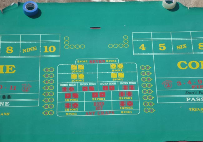  Treasure Island at Mirage Las Vegas Casino authentic Craps Layout Table Felt for sale 